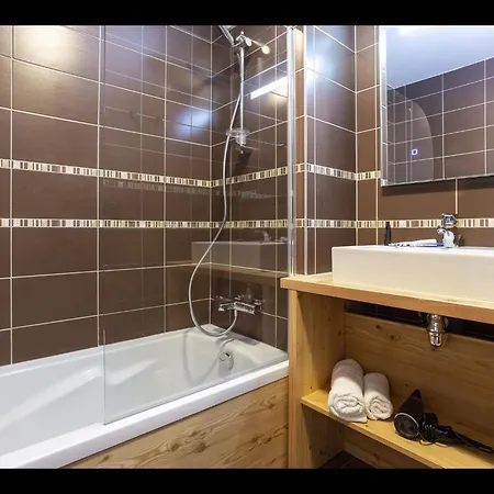 Apartament In With & Pool
